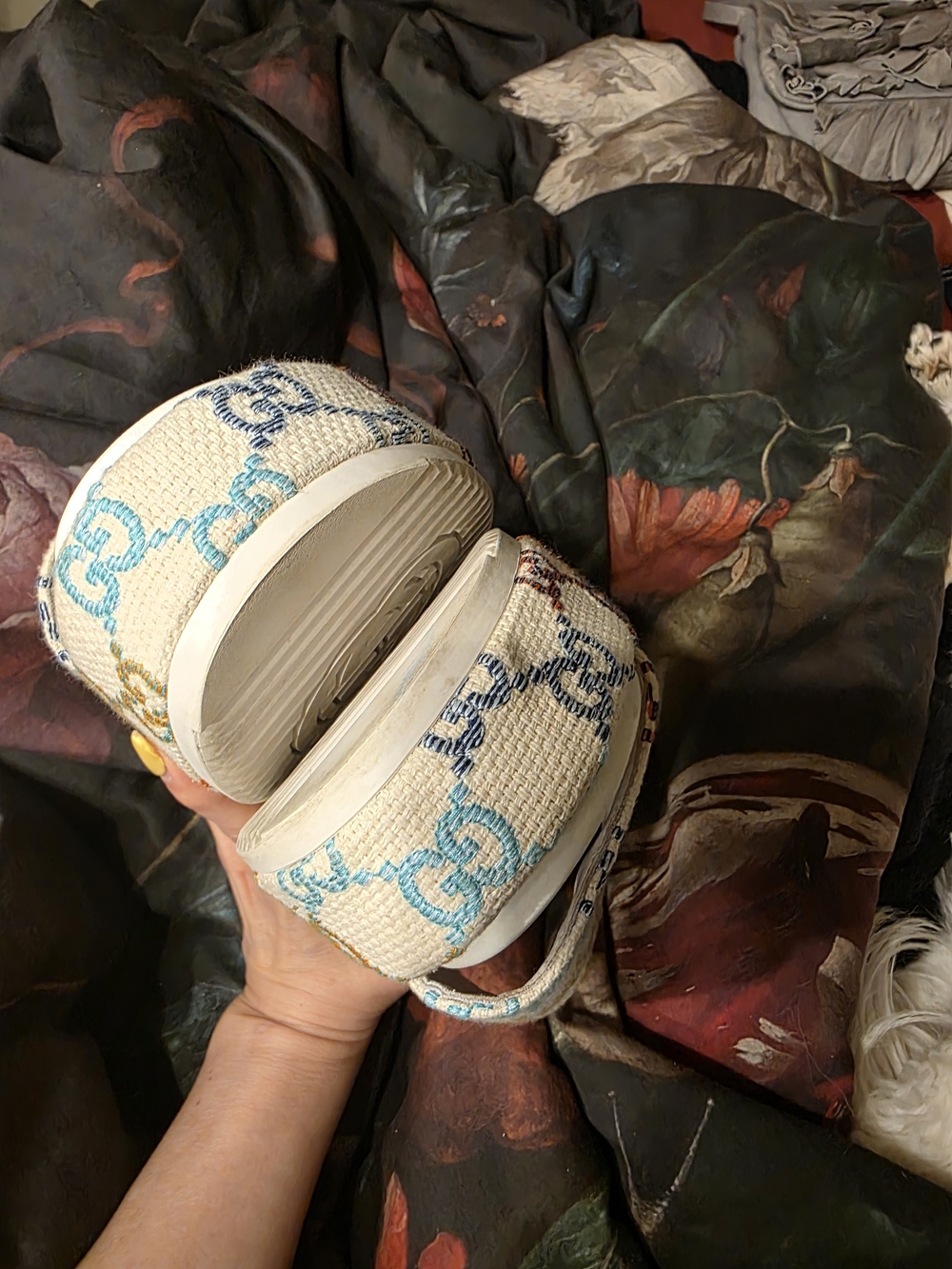 Please Read Description Gucci White Slides with GG Pattern - Picture 5 of 6
